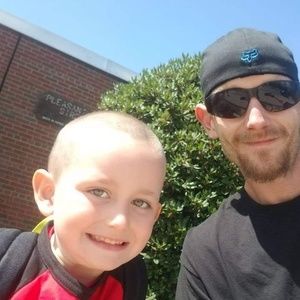 Meet your Posher, Cliff